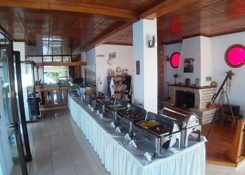 Coralli Holidays Loutra  エクステリア 写真